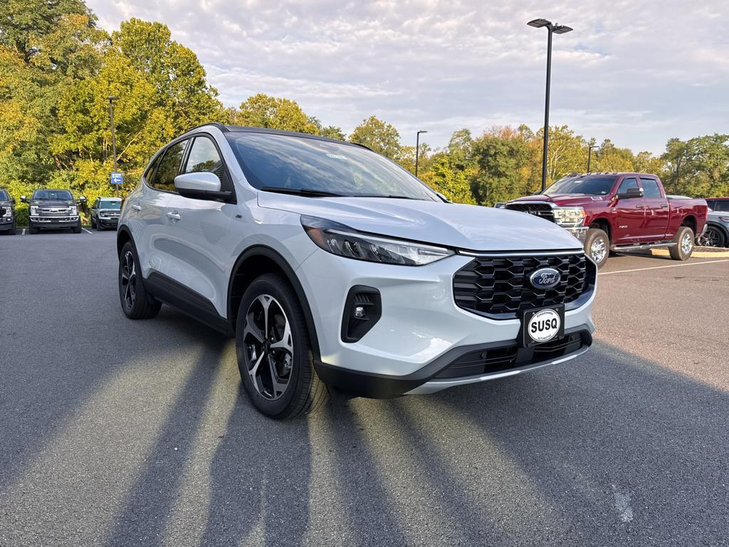 new 2025 Ford Escape car, priced at $36,670