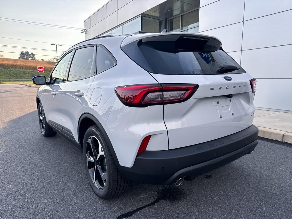new 2025 Ford Escape car, priced at $36,670