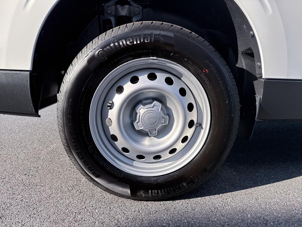 new 2025 Ford Maverick car, priced at $33,095