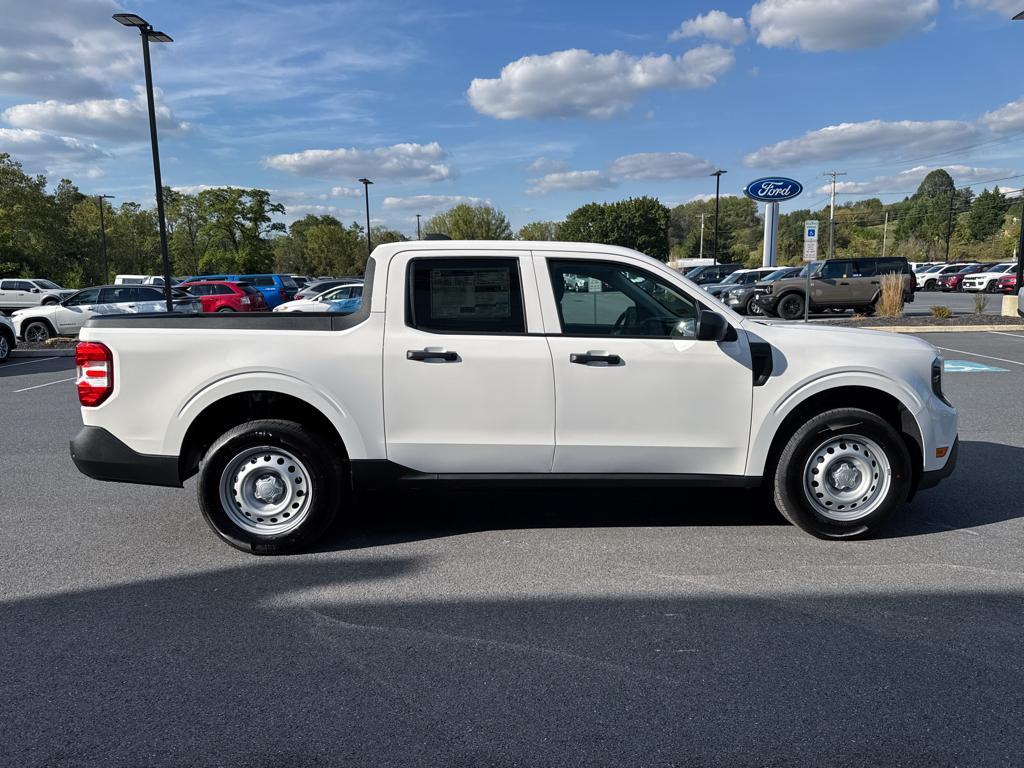 new 2025 Ford Maverick car, priced at $33,095