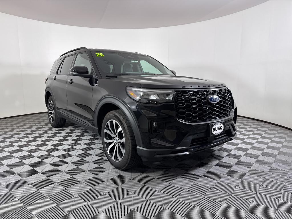 used 2025 Ford Explorer car, priced at $42,990