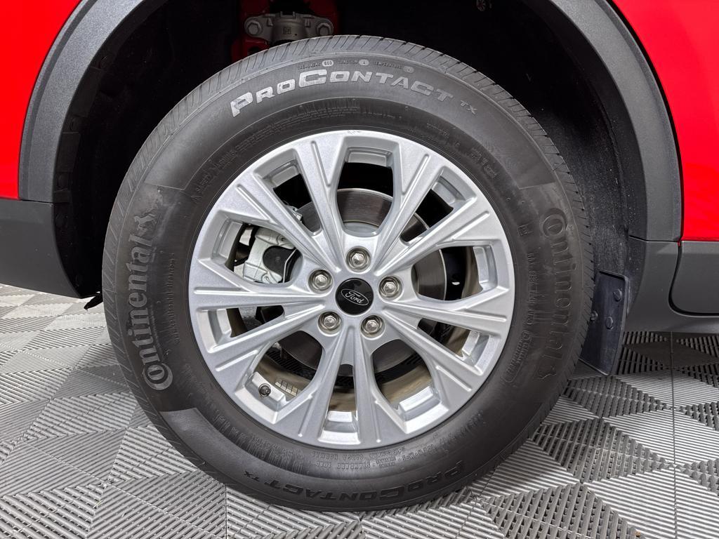 used 2024 Ford Escape car, priced at $25,990