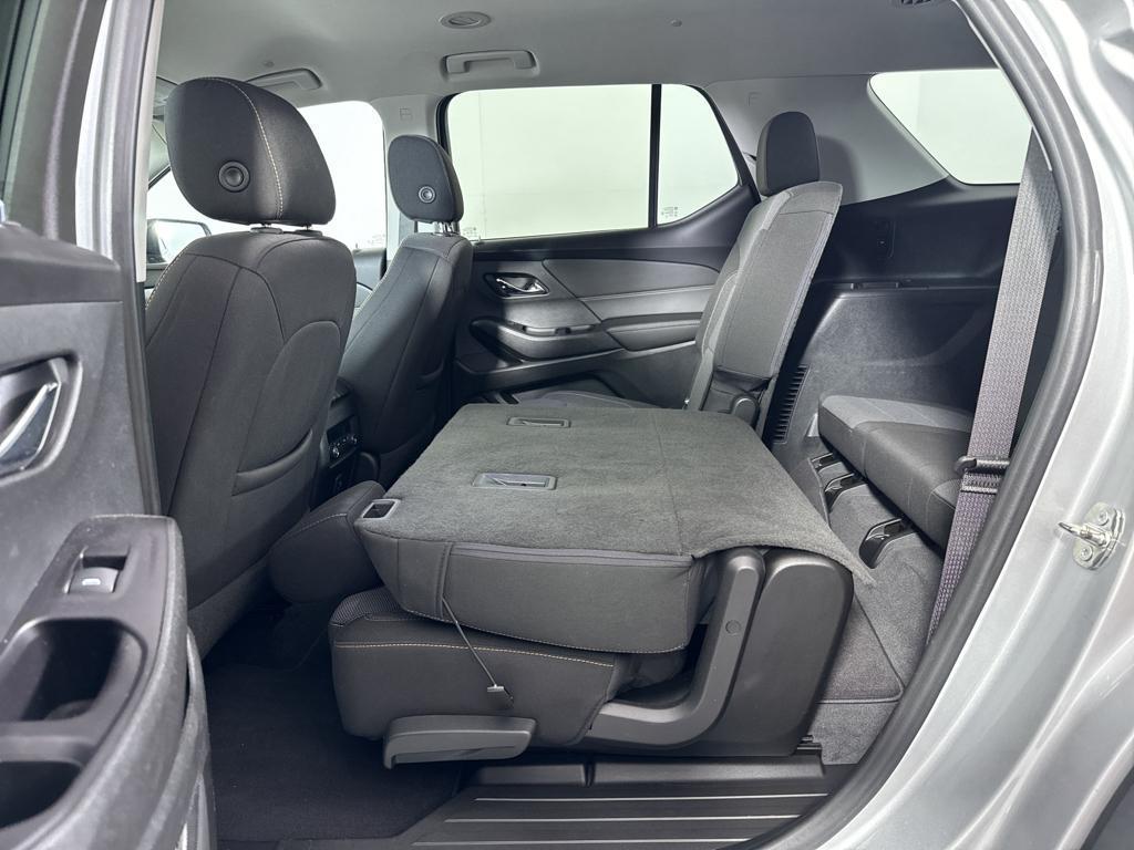 used 2020 Chevrolet Traverse car, priced at $22,690