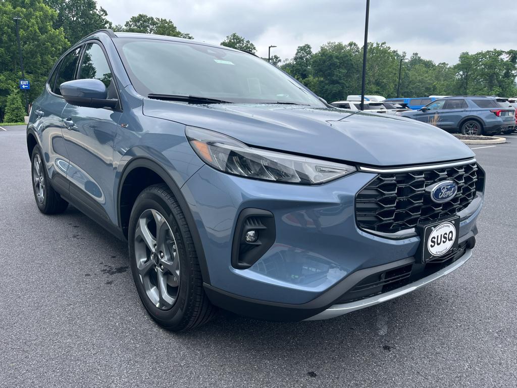 new 2025 Ford Escape car, priced at $35,180