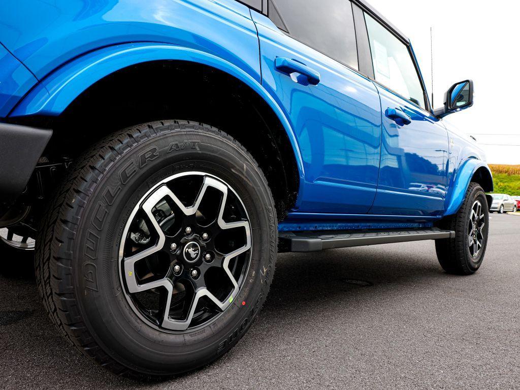 new 2024 Ford Bronco car, priced at $48,078