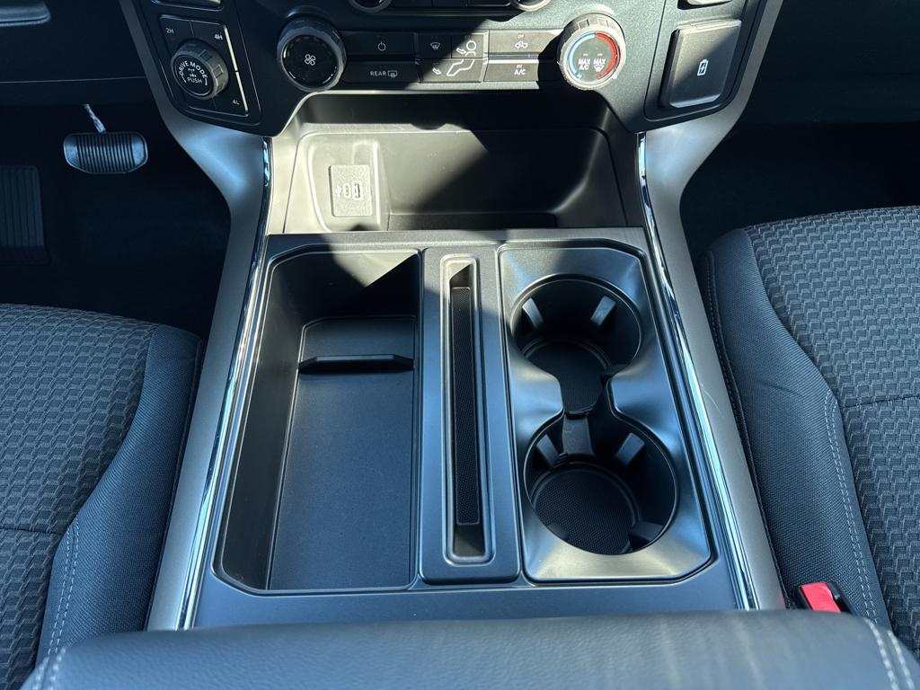 new 2025 Ford F-150 car, priced at $50,660