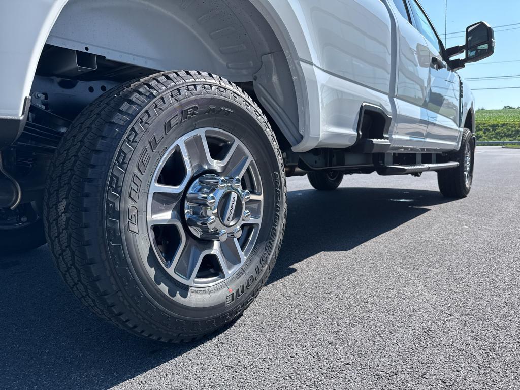 new 2025 Ford F-350 car, priced at $60,010