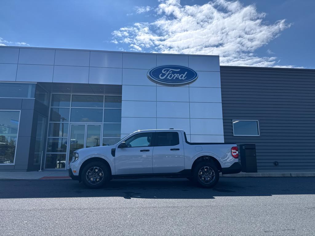 new 2025 Ford Maverick car, priced at $30,825