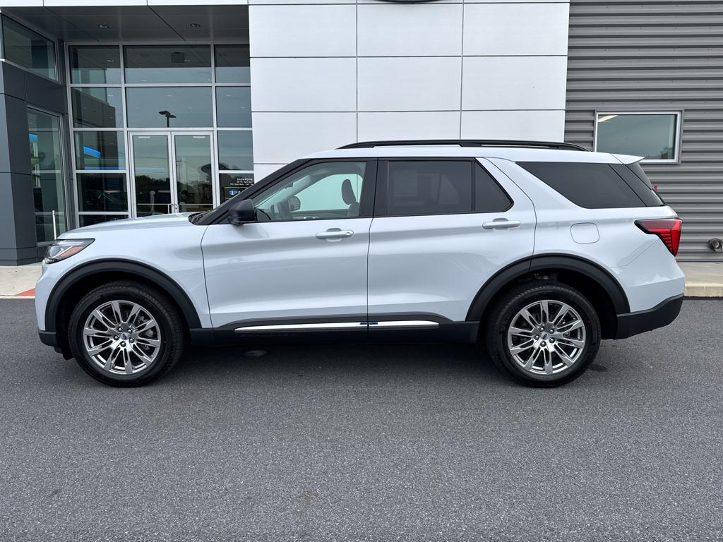 new 2025 Ford Explorer car, priced at $47,160