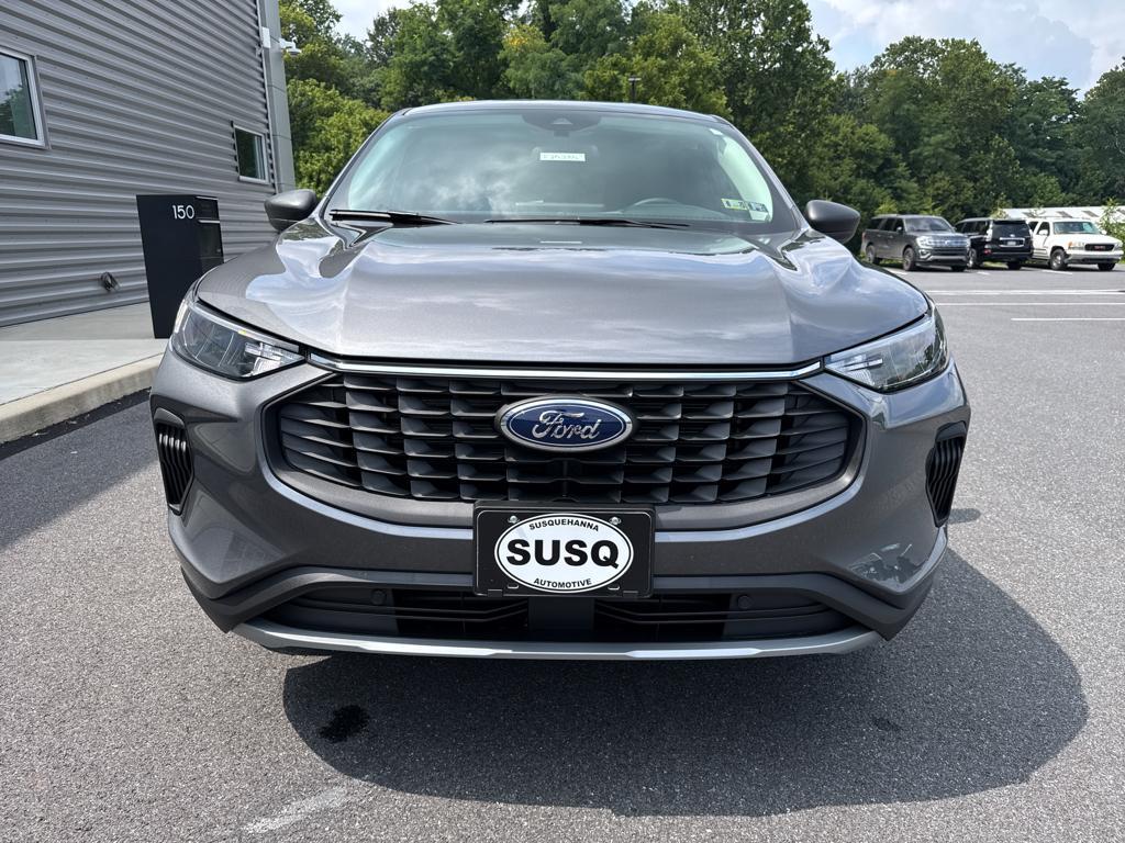 new 2025 Ford Escape car, priced at $32,240