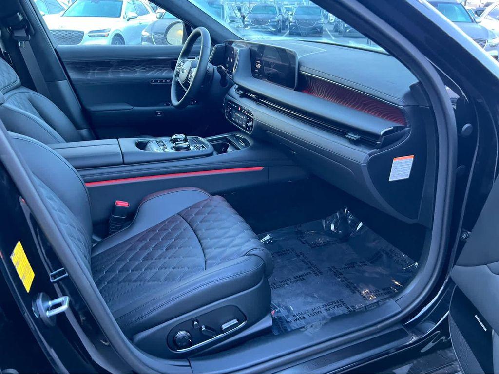 new 2026 Genesis G90 car, priced at $108,130