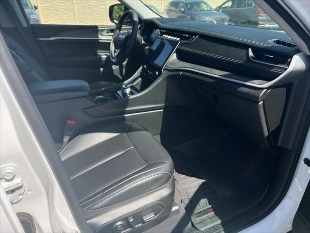 used 2023 Jeep Grand Cherokee car, priced at $32,995