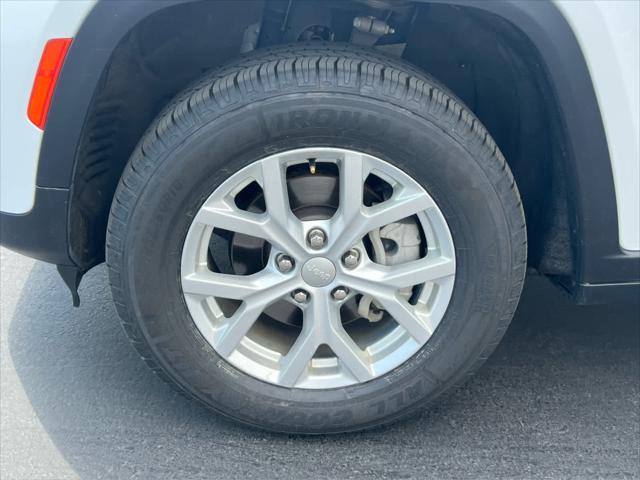used 2023 Jeep Grand Cherokee car, priced at $29,999
