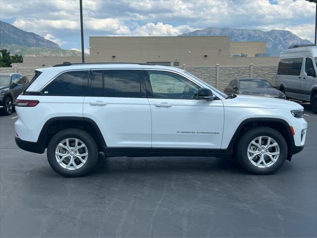 used 2023 Jeep Grand Cherokee car, priced at $29,999