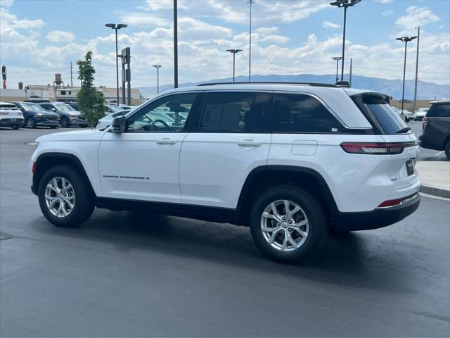 used 2023 Jeep Grand Cherokee car, priced at $29,999