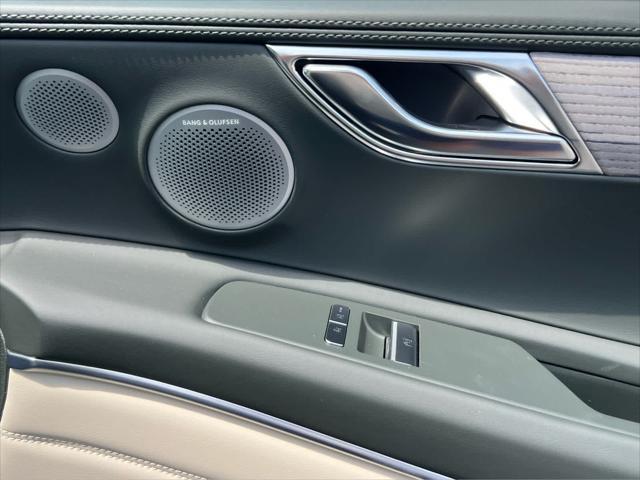 new 2025 Genesis GV80 car, priced at $82,884