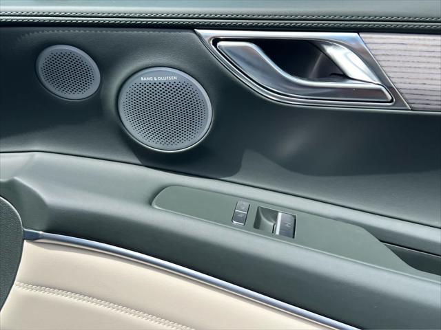 new 2025 Genesis GV80 car, priced at $73,475
