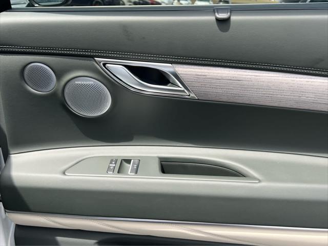 new 2025 Genesis GV80 car, priced at $73,475