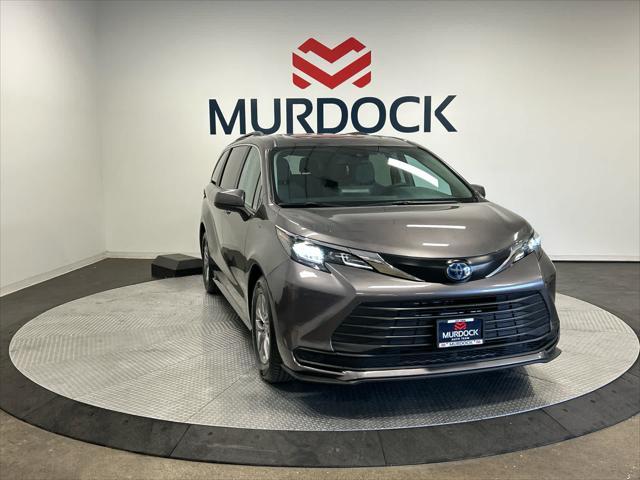 used 2024 Toyota Sienna car, priced at $41,495