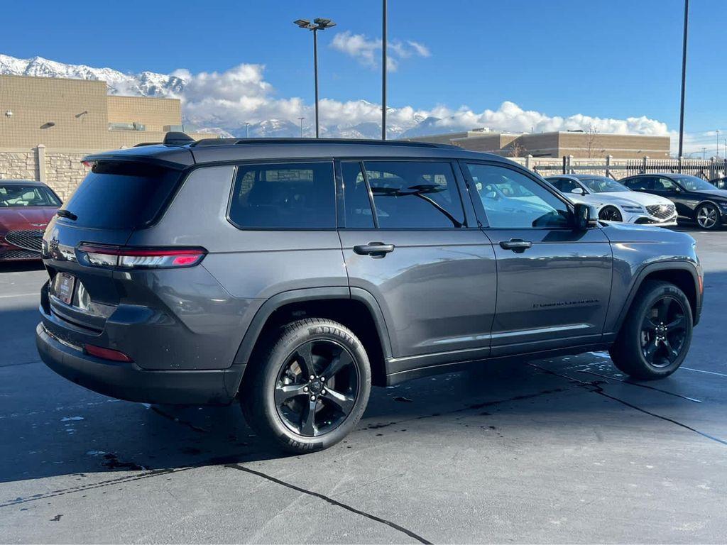 used 2023 Jeep Grand Cherokee L car, priced at $27,195