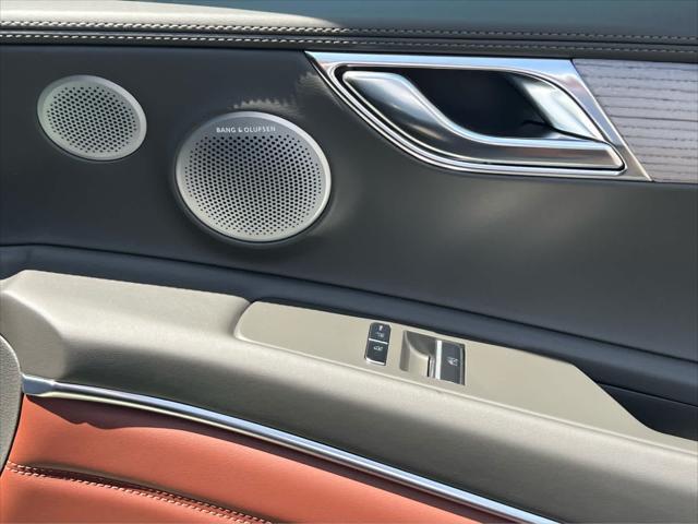 new 2025 Genesis GV80 car, priced at $82,670
