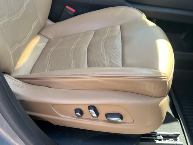 used 2020 Cadillac XT5 car, priced at $23,295