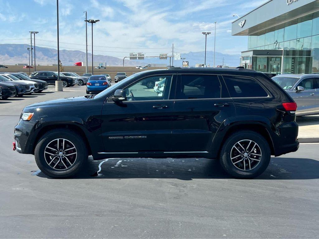 used 2017 Jeep Grand Cherokee car, priced at $19,899