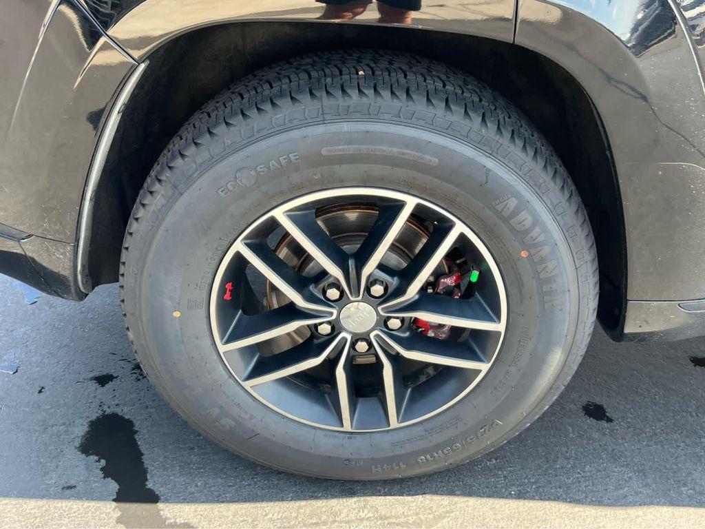 used 2017 Jeep Grand Cherokee car, priced at $19,899