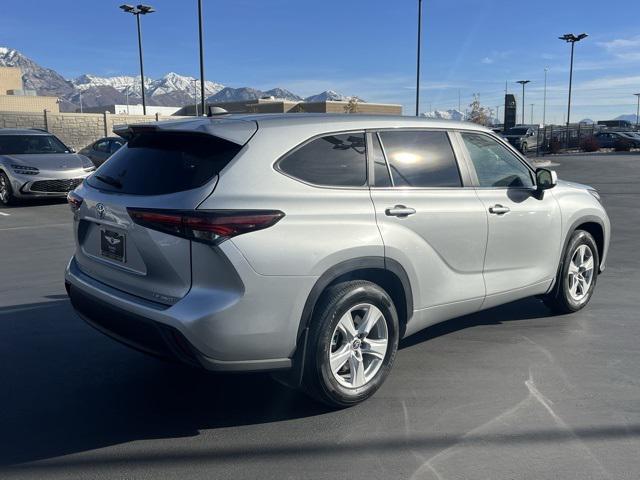 used 2024 Toyota Highlander car, priced at $38,495