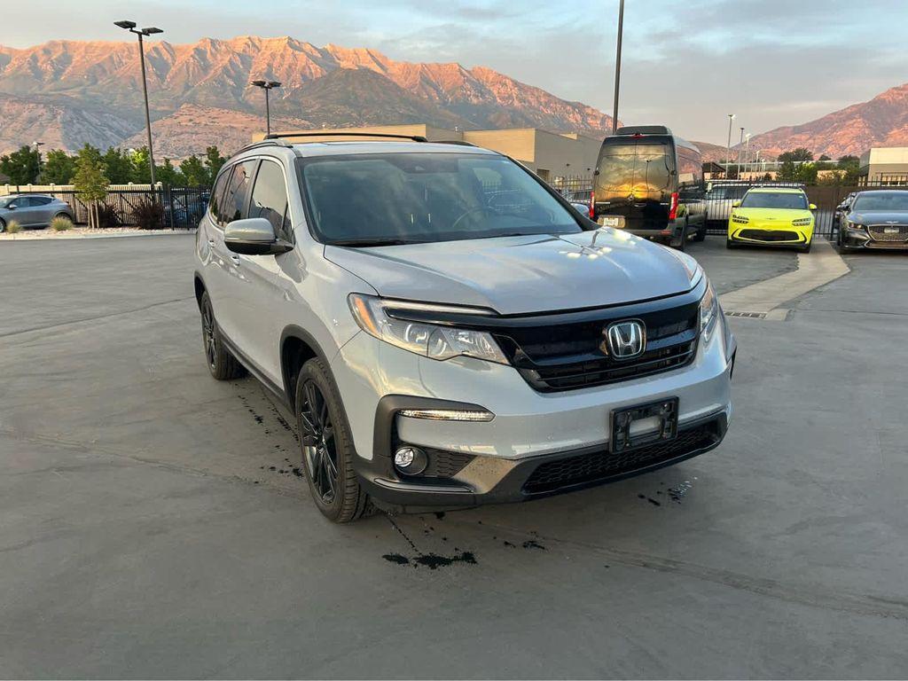 used 2022 Honda Pilot car, priced at $30,595