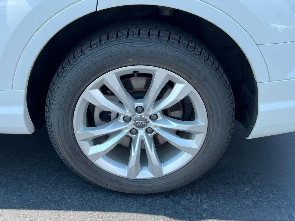 used 2017 Audi Q7 car, priced at $15,999