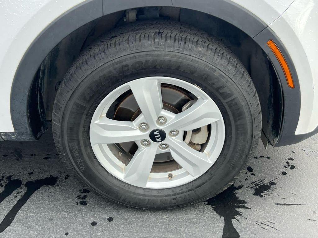 used 2021 Kia Sorento car, priced at $16,987