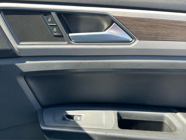 used 2018 Volkswagen Atlas car, priced at $16,490