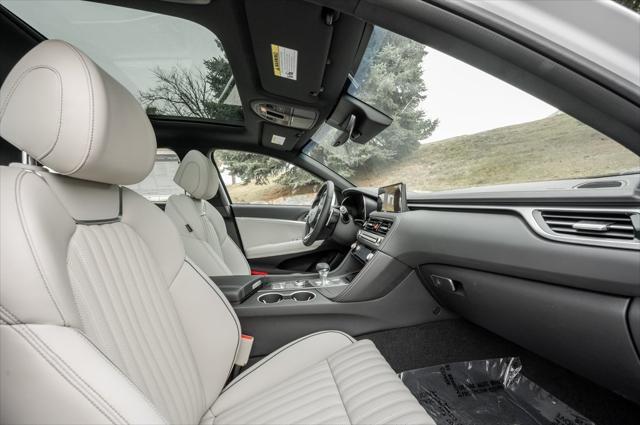 new 2025 Genesis G70 car, priced at $48,539
