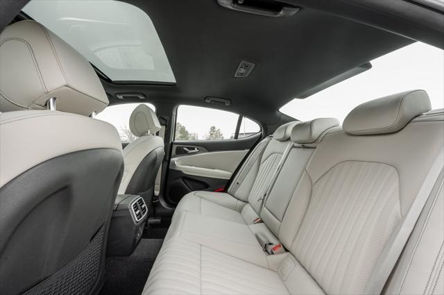 new 2025 Genesis G70 car, priced at $48,539