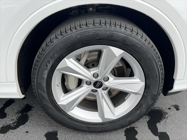 used 2024 Audi Q7 car, priced at $45,999
