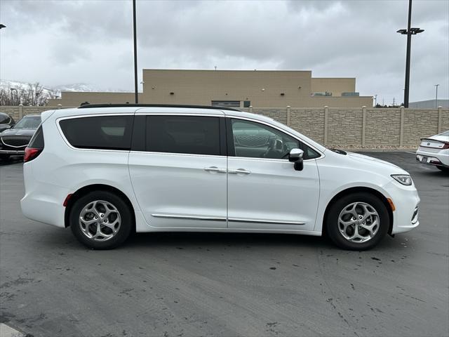 used 2023 Chrysler Pacifica car, priced at $28,500