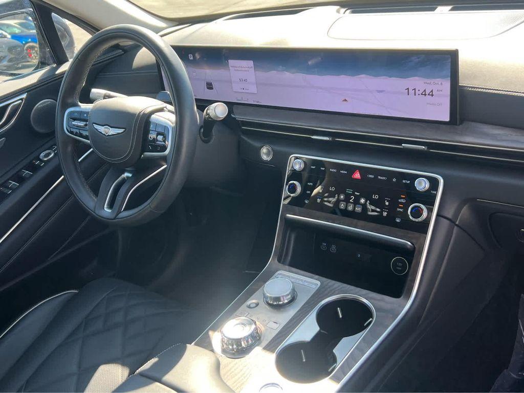 new 2025 Genesis GV80 car, priced at $67,995