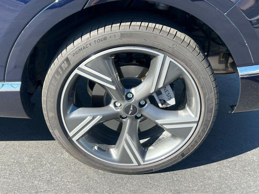 new 2025 Genesis GV80 car, priced at $67,995