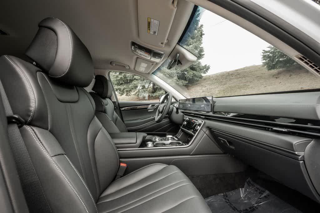 new 2025 Genesis GV80 car, priced at $60,735