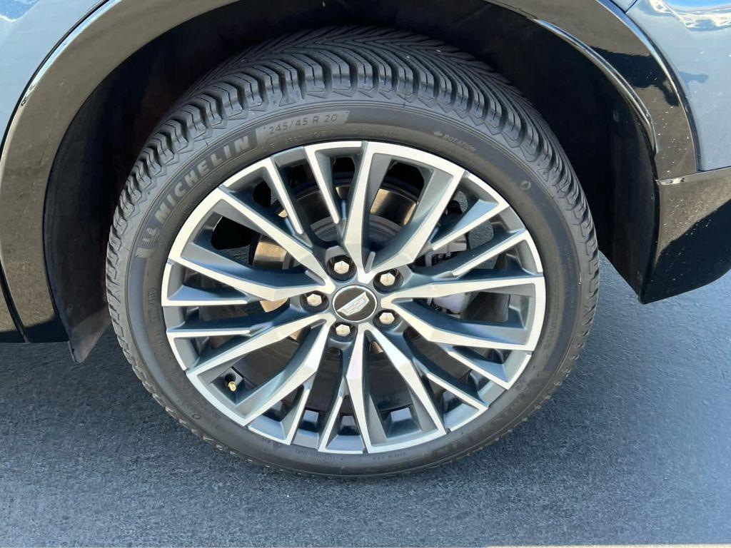 used 2024 Cadillac XT4 car, priced at $35,480