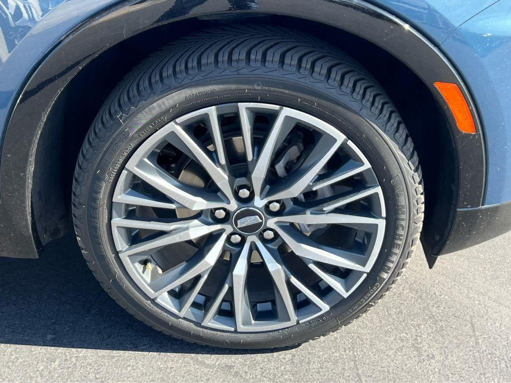 used 2024 Cadillac XT4 car, priced at $35,480