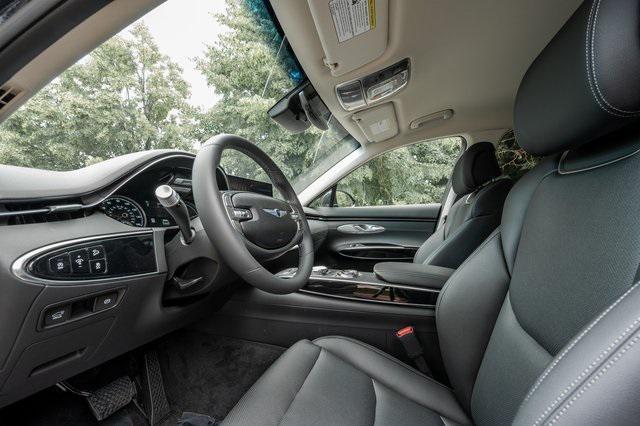 new 2025 Genesis GV70 car