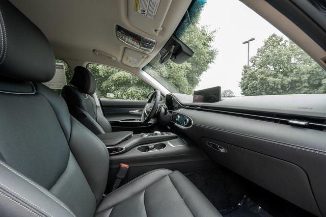 new 2025 Genesis GV70 car