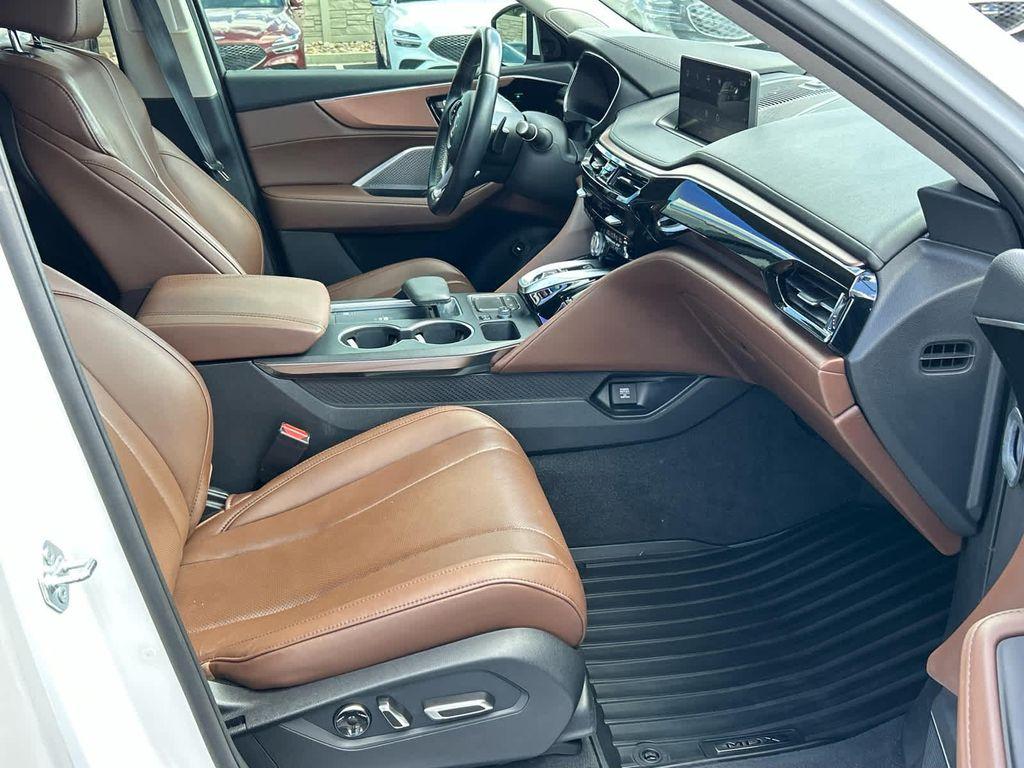 used 2023 Acura MDX car, priced at $32,999