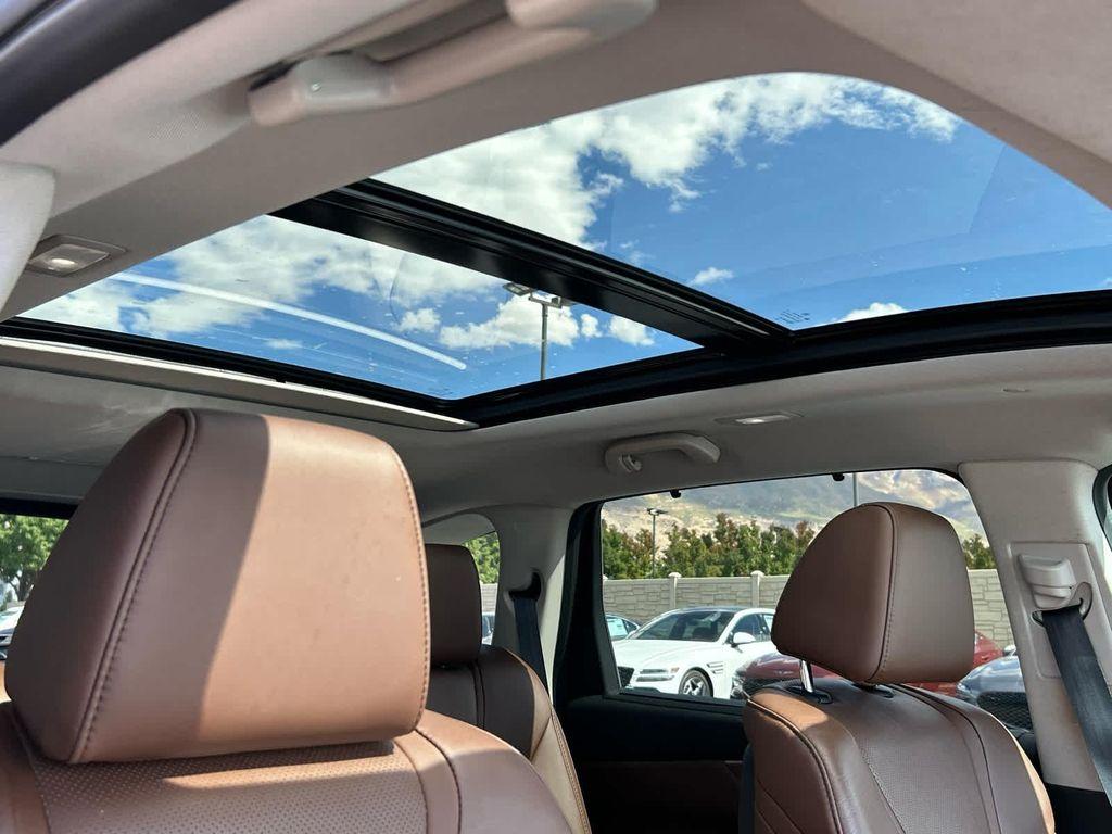 used 2023 Acura MDX car, priced at $32,999