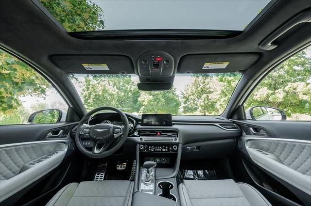 new 2025 Genesis G70 car, priced at $59,790
