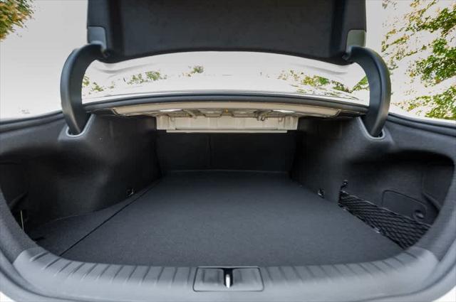 new 2025 Genesis G70 car, priced at $59,790