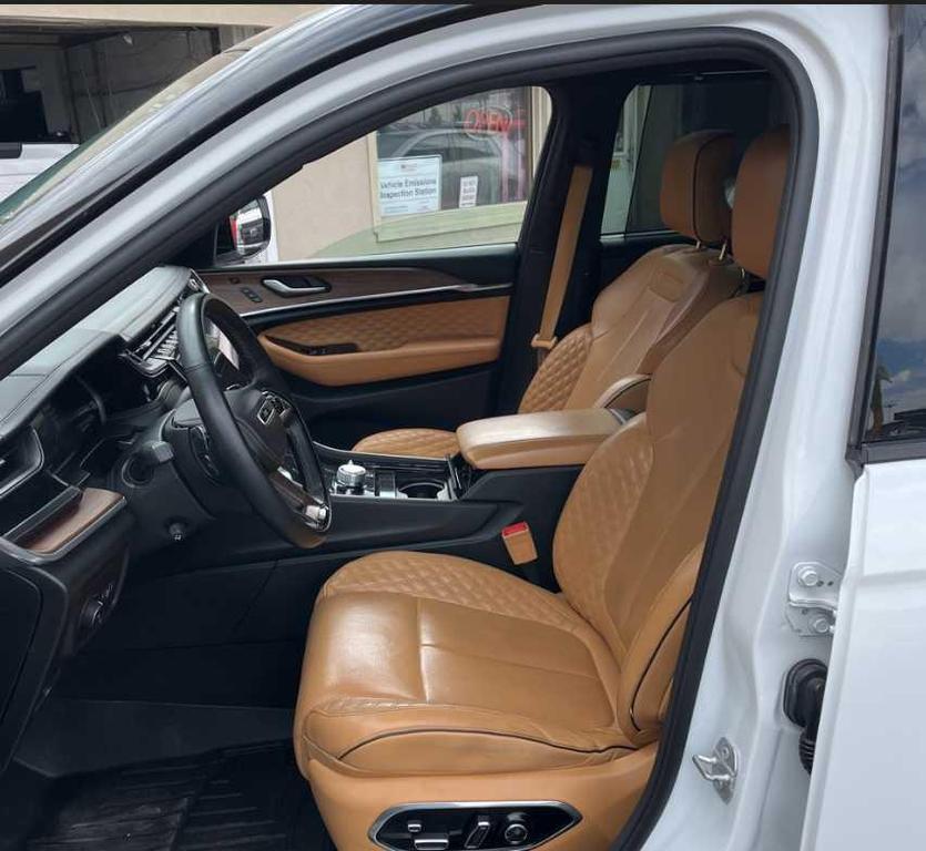 used 2023 Jeep Grand Cherokee L car, priced at $40,495