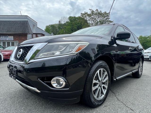 used 2015 Nissan Pathfinder car, priced at $9,795